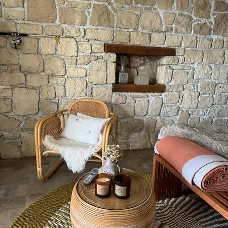 B&B Kallmi View - Nature Retreat On The Albanian Adriatic Coast 3*