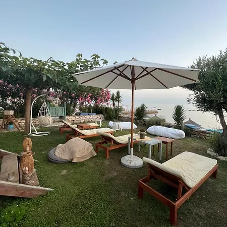 Kallmi View Eco Bed & Breakfast Durrës