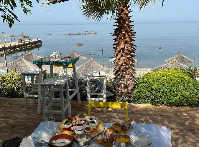Kallmi View - Nature Retreat On The Albanian Adriatic Coast 住宿加早餐酒店